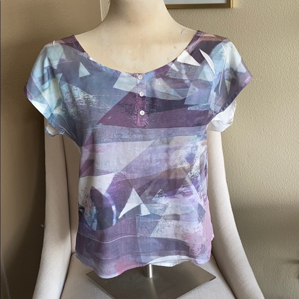 Unique top